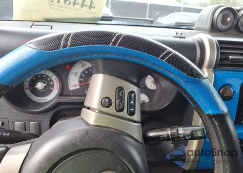 2007 Toyota Fj Cruiser from USA, damaged, VIN JTEBU11F570073733